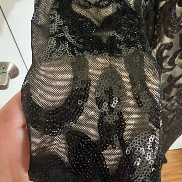 Miss Ord Elegant Black and Tan Sequin Dress - Picture 4 of 9